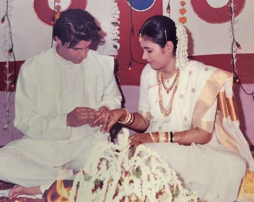 Maitraya's parents' wedding at Murugan Temple